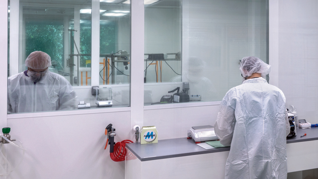 Biomedical Manufacturing Cleanroom | EYP